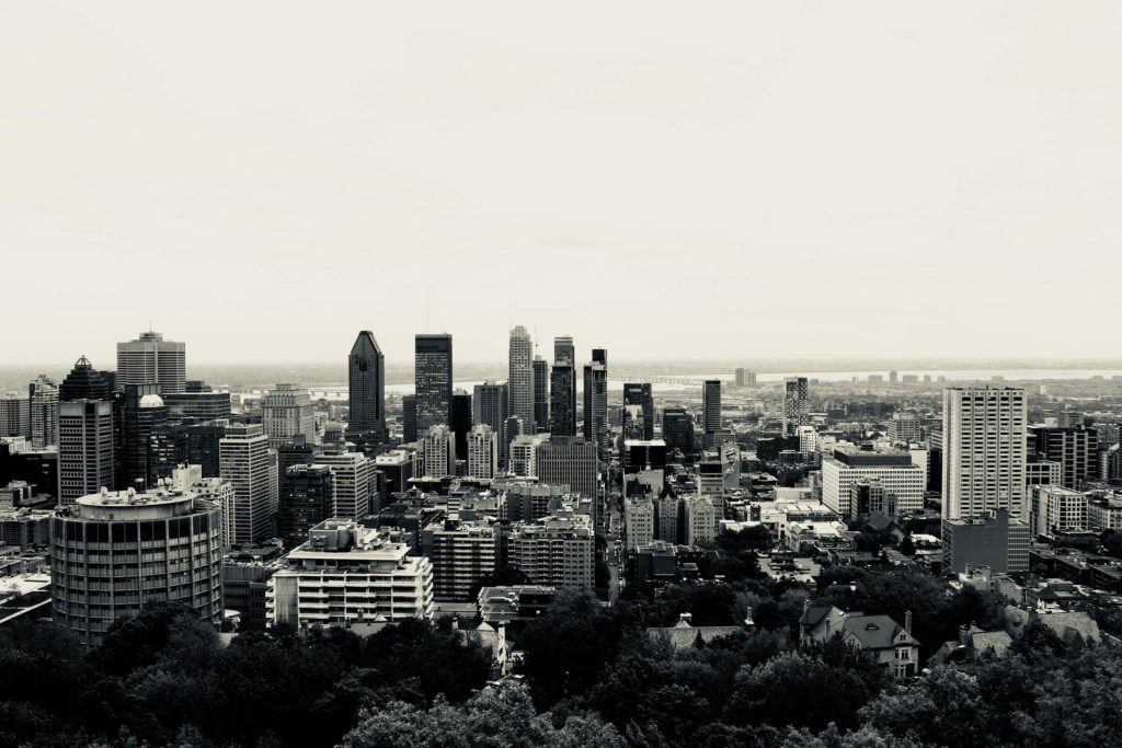 Montreal skyline in Ville-Marie area representing real estate broker Ville-Marie urban market